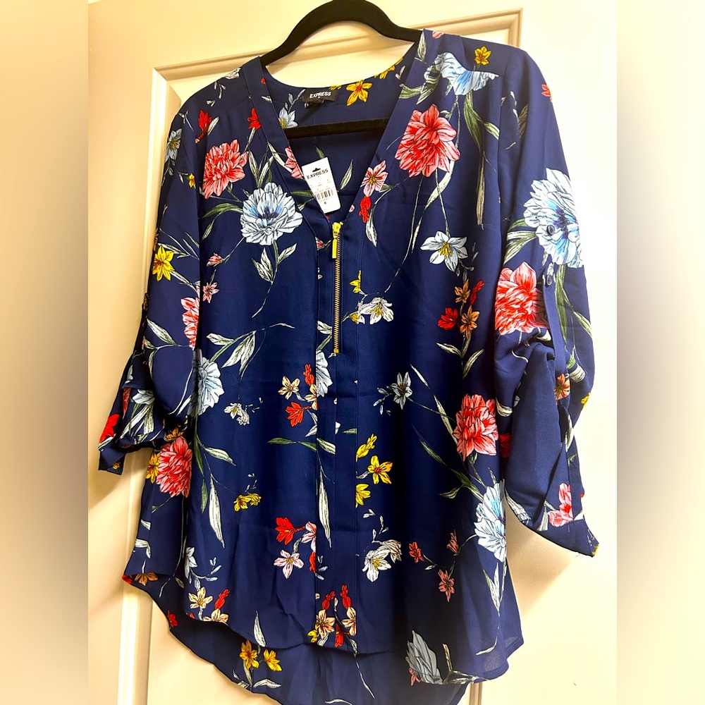 Express Floral Zip Front Blouse Navy Multi NWT Size M
